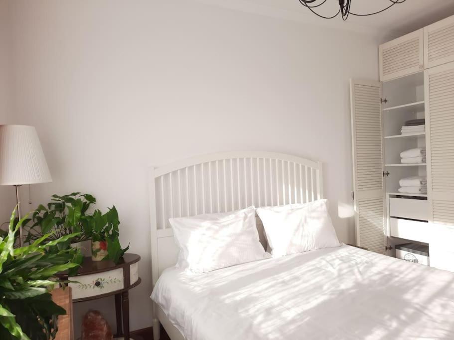 Cosy Boutique 61 Sqm Apartment - Private Parking - Ten Blocks Residence Бухарест Экстерьер фото